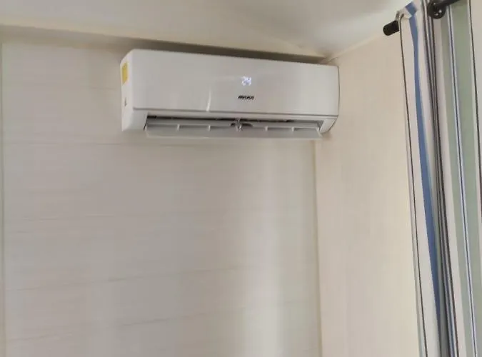 Mobilhome Climatise Et Ombrage Daire *